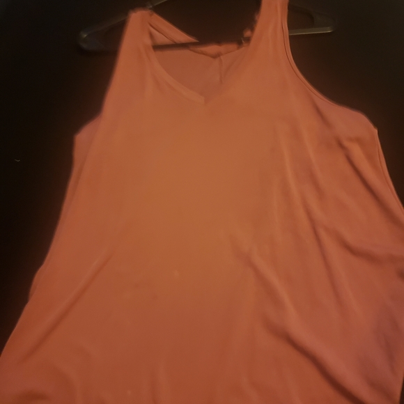 Top - Picture 2 of 2